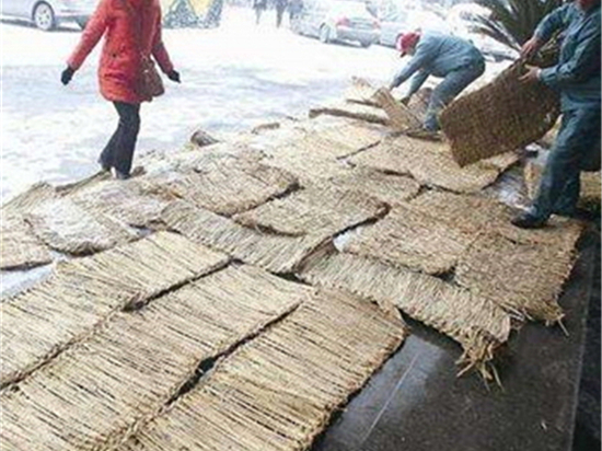 防汛草袋的制作及安裝要點 防汛草袋的制作及安裝要點