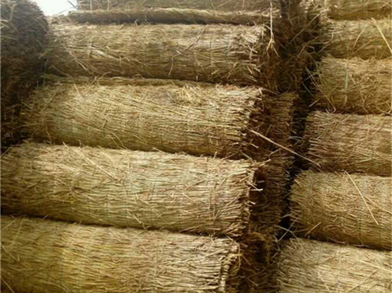 城市美學(xué)的創(chuàng)新拓展:鋼廠草簾的裝飾價值 城市美學(xué)的創(chuàng)新拓展:鋼廠草簾的裝飾價值