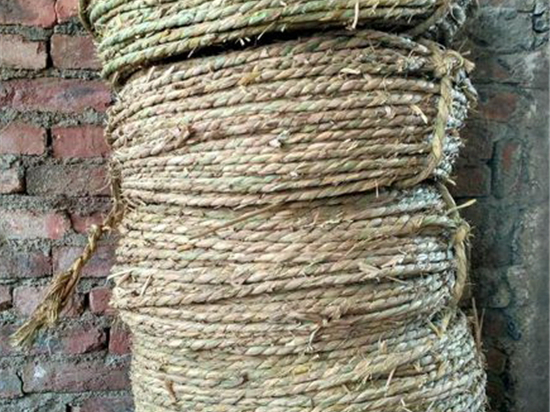 園林綠化保濕保溫草繩在景觀設(shè)計(jì)中的應(yīng)用 園林綠化保濕保溫草繩在景觀設(shè)計(jì)中的應(yīng)用