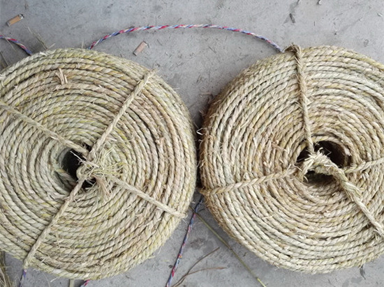 草繩在內(nèi)蒙防風治沙中的景觀美化 草繩在內(nèi)蒙防風治沙中的景觀美化