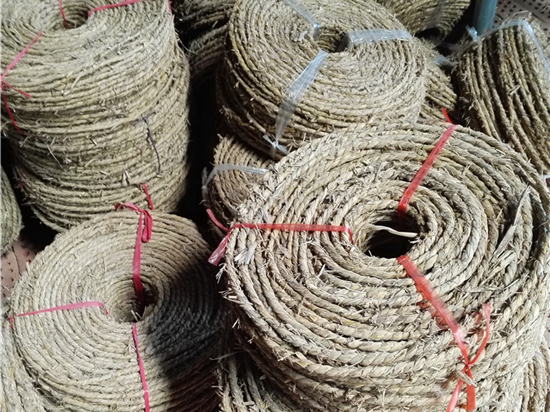 園林綠化保濕保溫草繩在景觀設(shè)計(jì)中的應(yīng)用 園林綠化保濕保溫草繩在景觀設(shè)計(jì)中的應(yīng)用