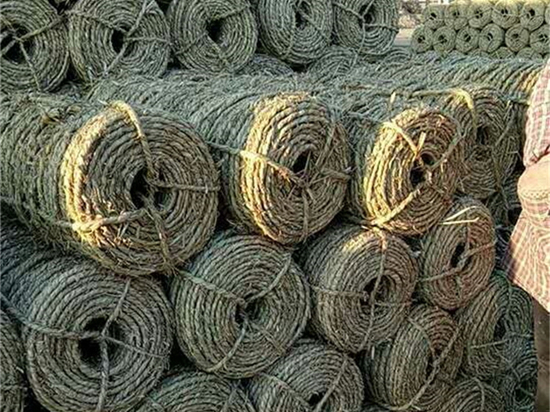 草繩在內(nèi)蒙防風(fēng)治沙中的應(yīng)用案例 草繩在內(nèi)蒙防風(fēng)治沙中的應(yīng)用案例