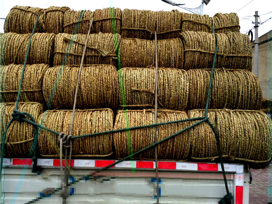 草繩在內(nèi)蒙防風(fēng)治沙中的應(yīng)用案例 草繩在內(nèi)蒙防風(fēng)治沙中的應(yīng)用案例