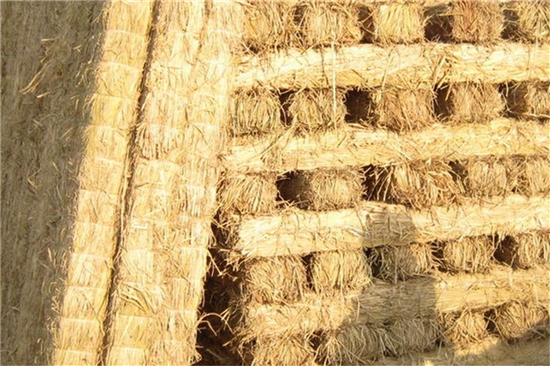 環(huán)保節(jié)能的鐵路草支墊助力綠色物流 環(huán)保節(jié)能的鐵路草支墊助力綠色物流
