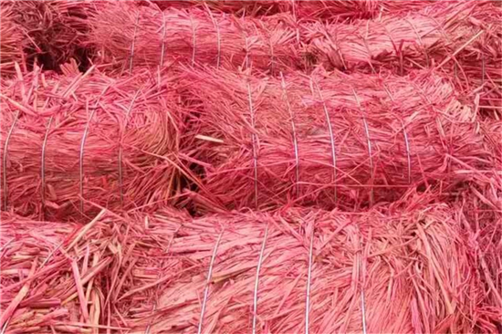 草支墊選購:關(guān)注性能與品質(zhì) 草支墊選購:關(guān)注性能與品質(zhì)