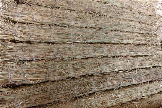 鋼廠鐵路裝載加固防滑草支墊廠家 產(chǎn)品優(yōu)勢解析(防滑草墊使用注意) 鋼廠鐵路裝載加固防滑草支墊廠家 產(chǎn)品優(yōu)勢解析(防滑草墊使用注意)