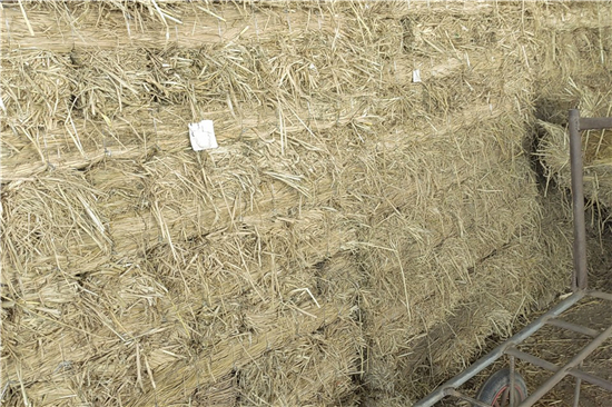 鋼廠鐵路運輸防滑加固稻夫草支墊的質量控制(稻草鋪地防滑) 鋼廠鐵路運輸防滑加固稻夫草支墊的質量控制(稻草鋪地防滑)