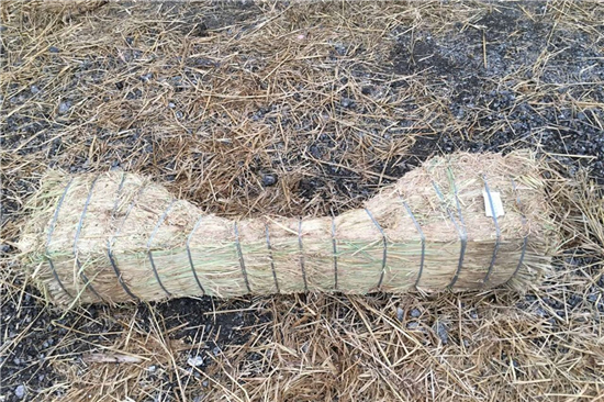 鋼廠鐵路運(yùn)輸防滑加固稻夫草支墊的故障與處理(稻草墊的編法圖解) 鋼廠鐵路運(yùn)輸防滑加固稻夫草支墊的故障與處理(稻草墊的編法圖解)