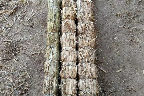 鋼廠鐵路裝載加固防滑草支墊廠家 品質(zhì)保證(防滑草墊使用注意) 鋼廠鐵路裝載加固防滑草支墊廠家 品質(zhì)保證(防滑草墊使用注意)