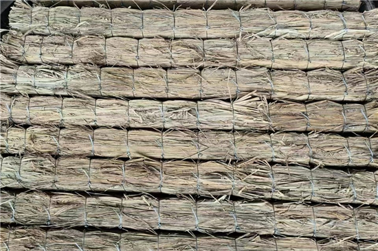 鐵路鋼廠裝載防滑草支墊的選型與使用(防滑草繩捆扎方法) 鐵路鋼廠裝載防滑草支墊的選型與使用(防滑草繩捆扎方法)